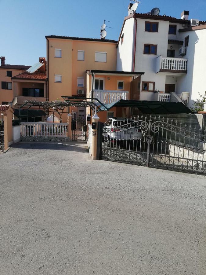 Apartment Zdravko Štinjan Buitenkant foto